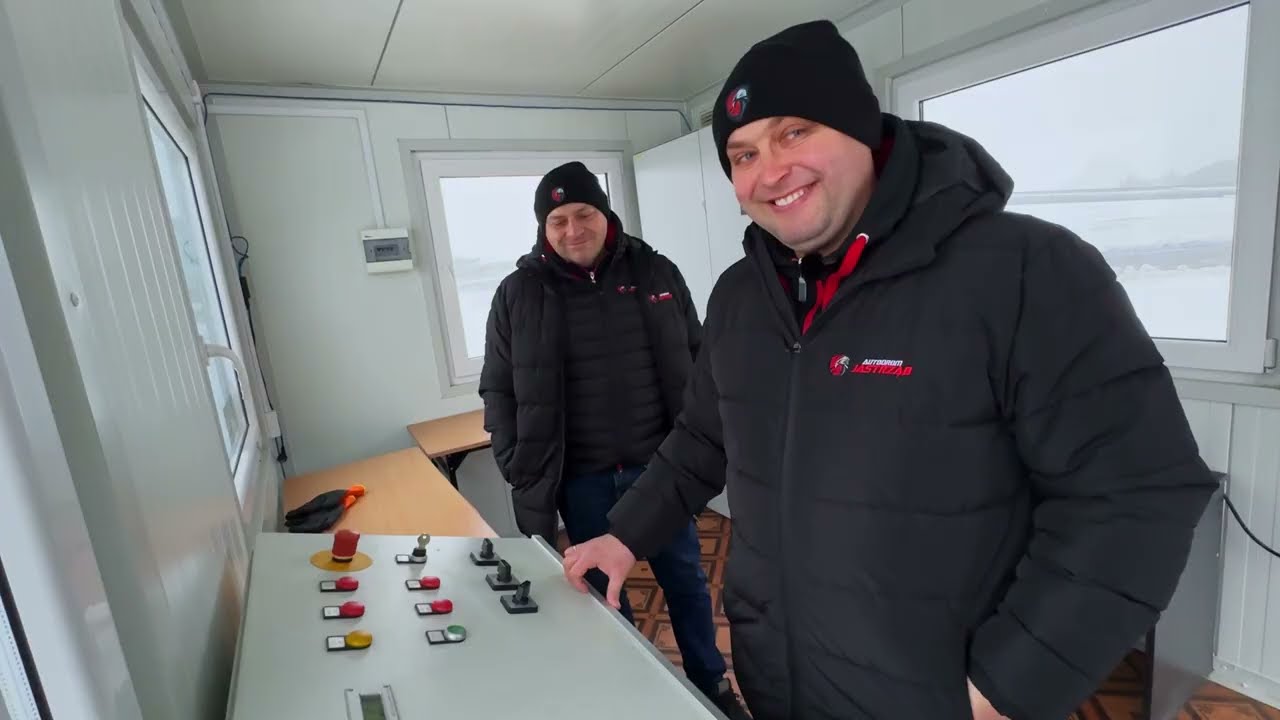 Dzień z życia instruktora doskonalenia techniki jazdy | Za kulisami | Autodrom Jastrząb