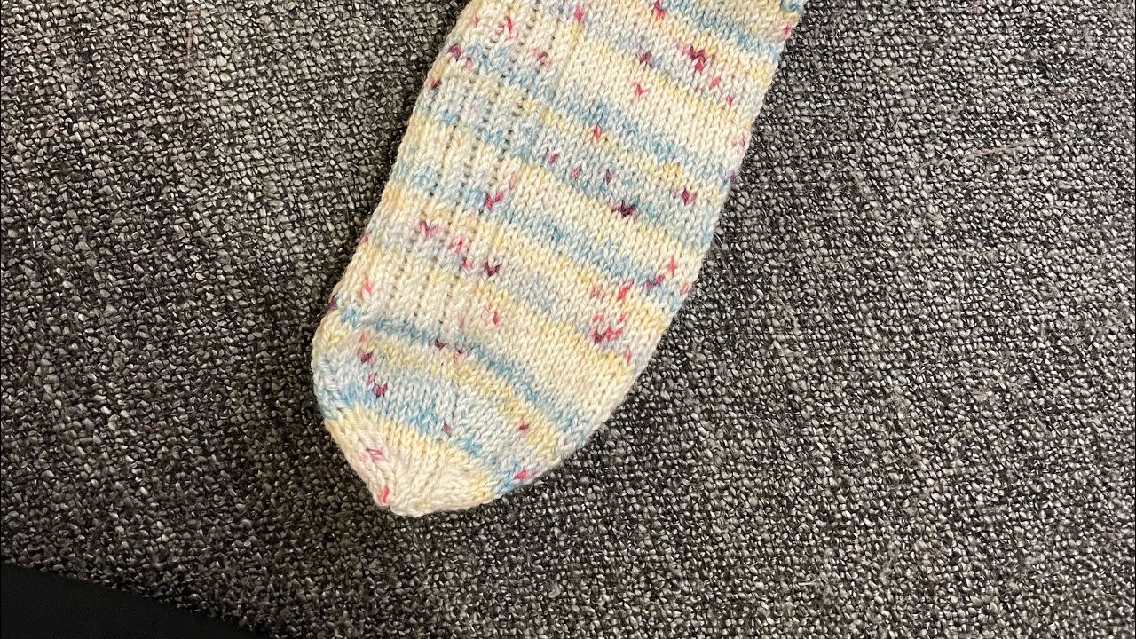 Einfache Sockenspitze stricken: Propellerspitze