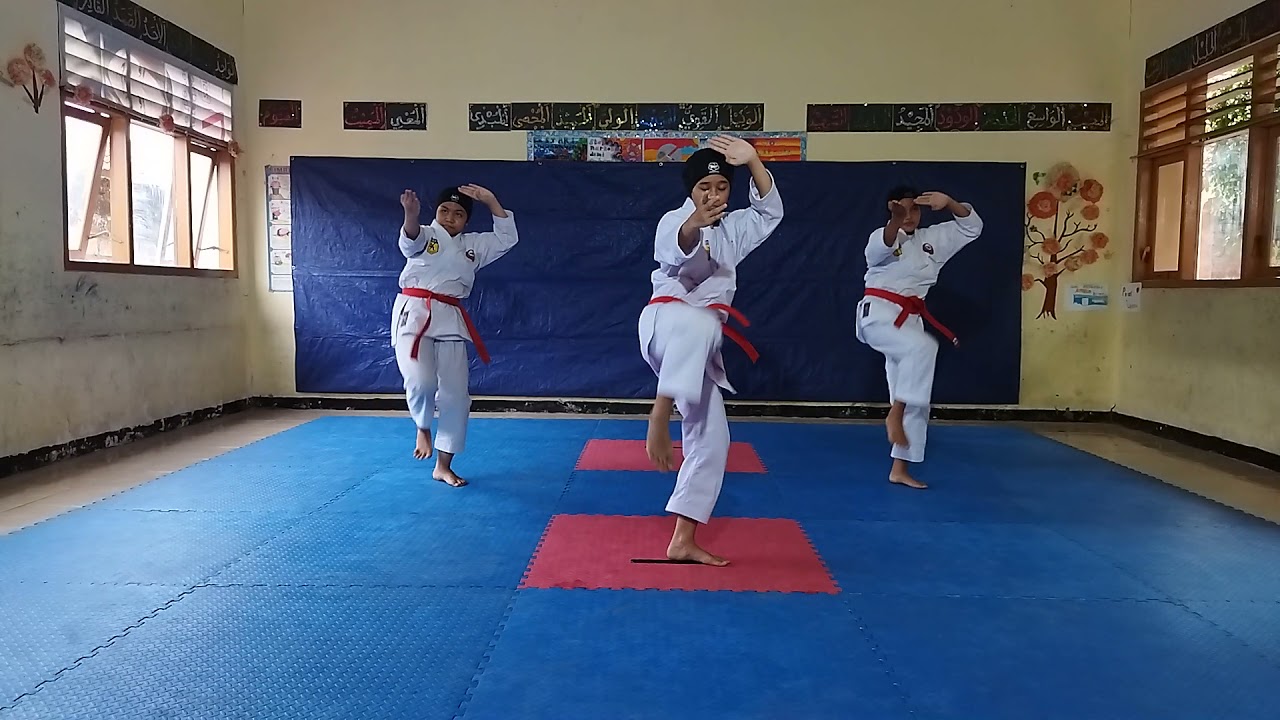 OPEN BEREGU PEMULA  INKADO MIN 1 KOTA  KEDIRI KANKUDAI  PEREBUTAN MEDALI