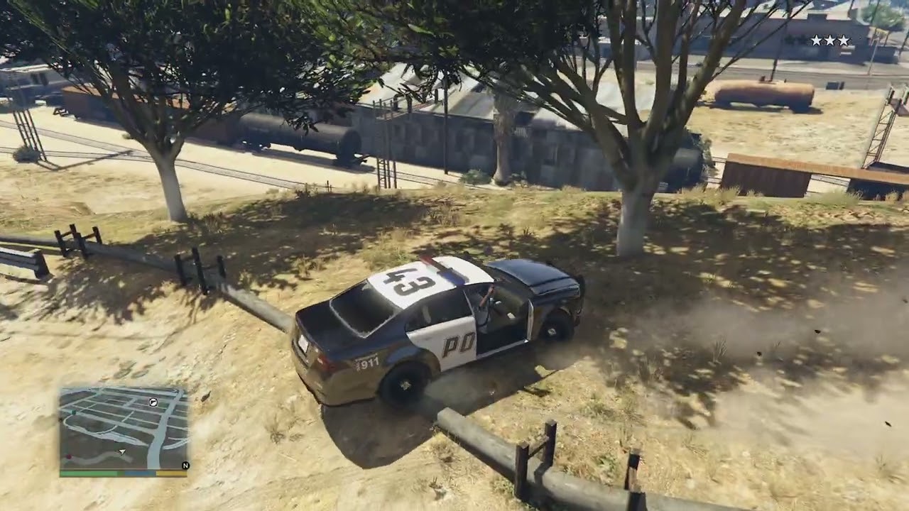 GTA V Hood Safari Trevor escaping from the cops with Lamar and take him home