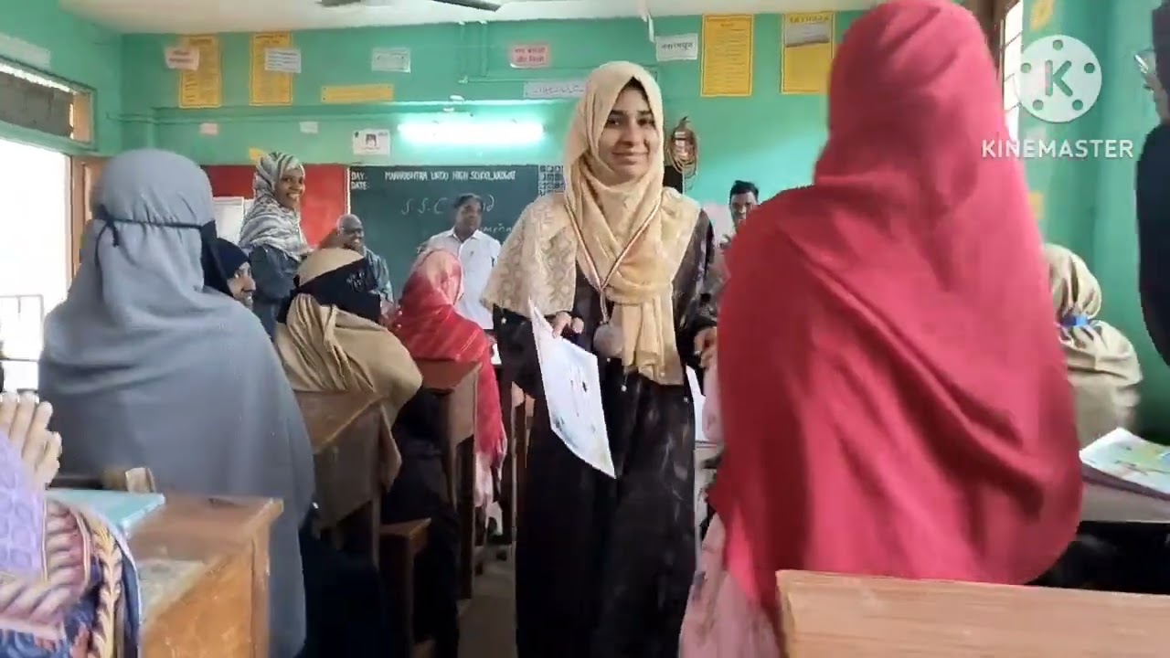 Certificate aur medal 🥇 2 number aya meri beti ka 