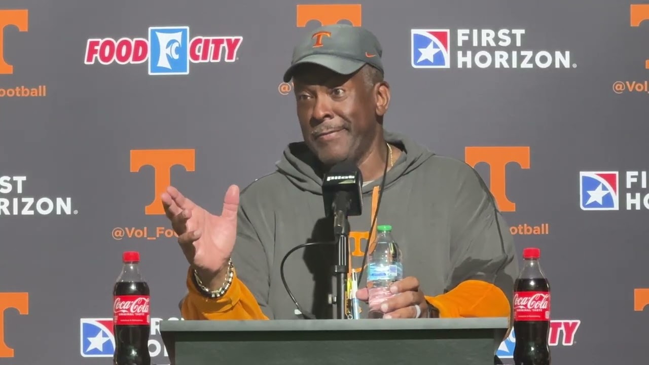 Tennessee DL Coach Rodney Garner Talks Depth, Competition on the Vols' Line During UT Fall Camp