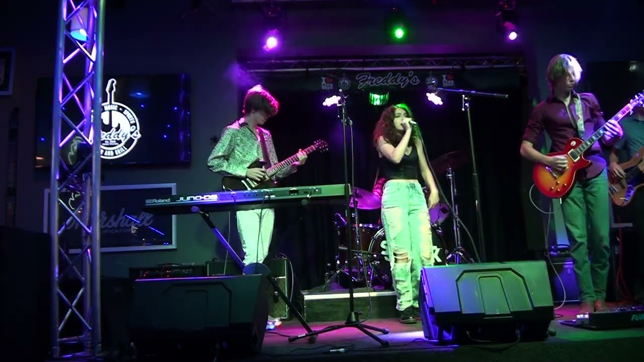 Welcome to the Jungle - Guns N' Roses cover 08/2022