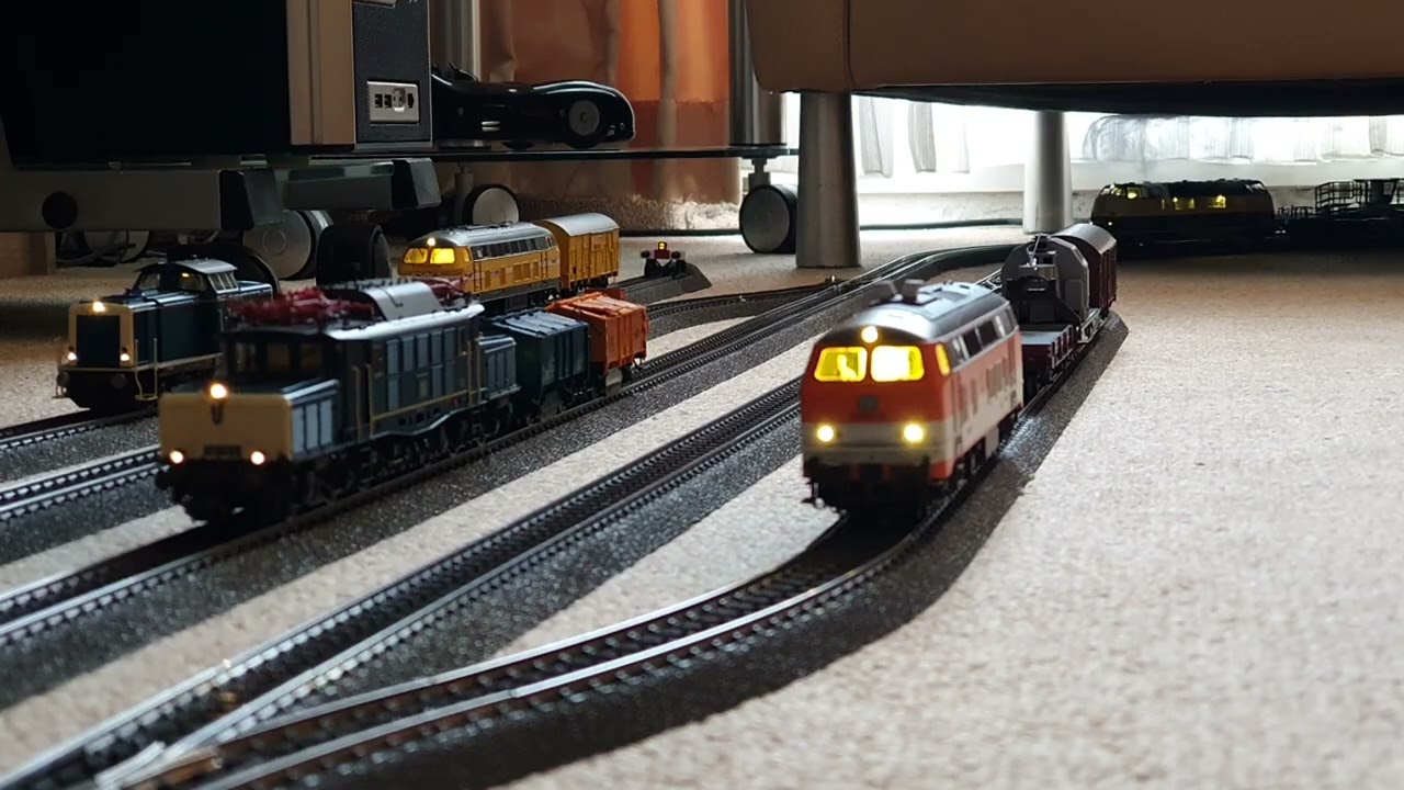 ESU 31751/V220#train#Märklin 43994 Tragschnabelwagen