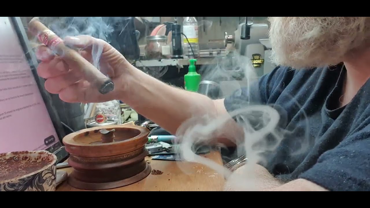 H Upmann Magnum 50 Cuban cigar