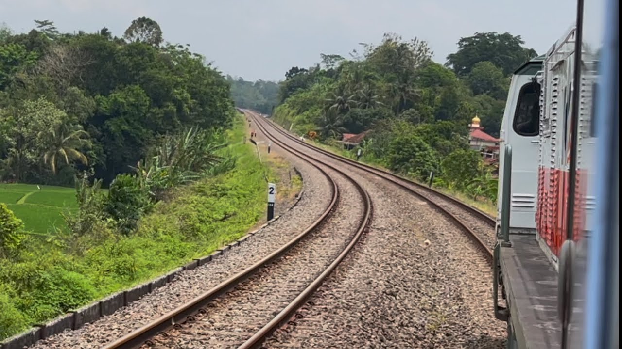 TANJAKAN TERJAL‼️ Akselerasi Lokomotif CC 203 saat melewati TRACK NAIK TURUN BUKIT Daop 5