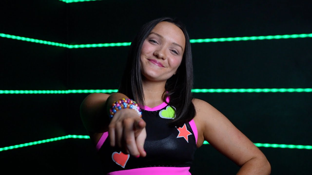 Izzy Moreno: Sign Izzy | A Wrestle and Flow Film