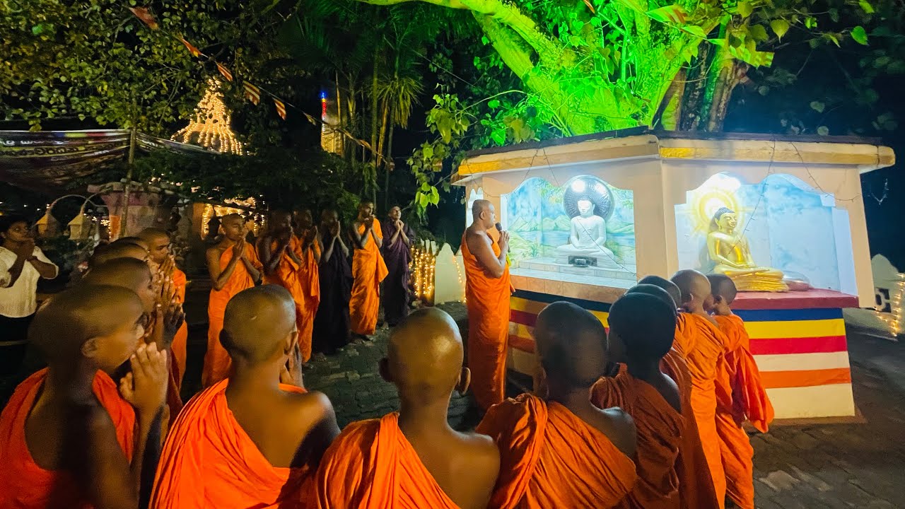 සිරිමුණි වෙහෙරේ සිදු කළ අසිරිමත් උදෑසන සහ දහවල් සඟසතු දානමය පින්කම.  (0718376967) අපේ හාමුදුරුවෝ.