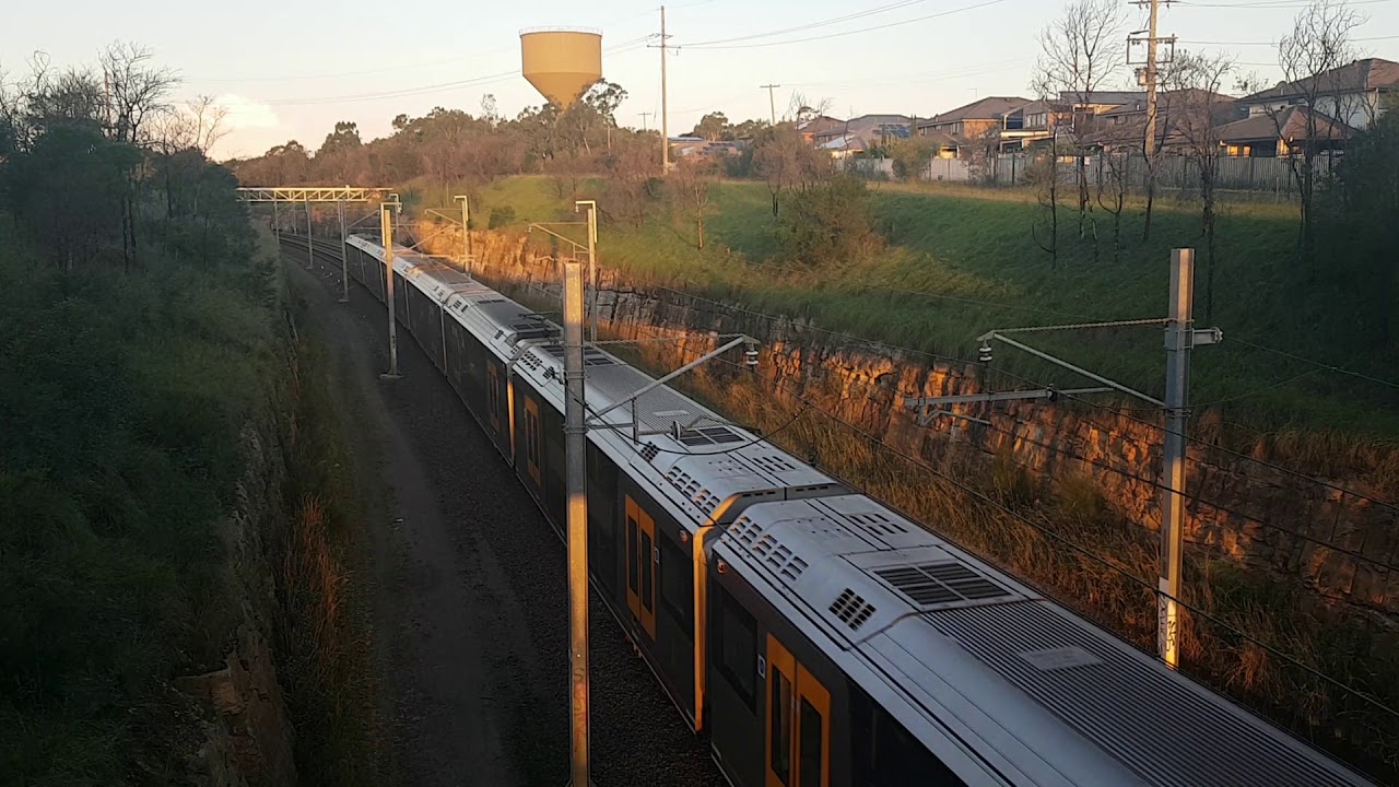 Sydney Trains T8 Airport Line Holsworthy &rarr; East Hills Railway Station