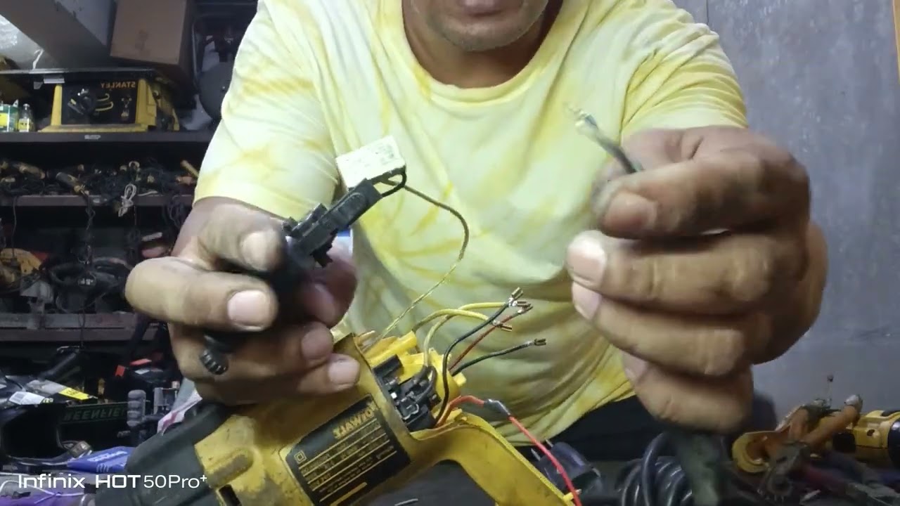 D21710 1/2 drill hammer DeWalt