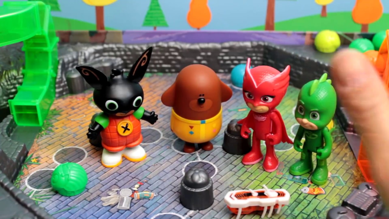 La CUCARACHA LOOP 🐛 Duggee e Bing sfidano i PJ Masks [Challenge]
