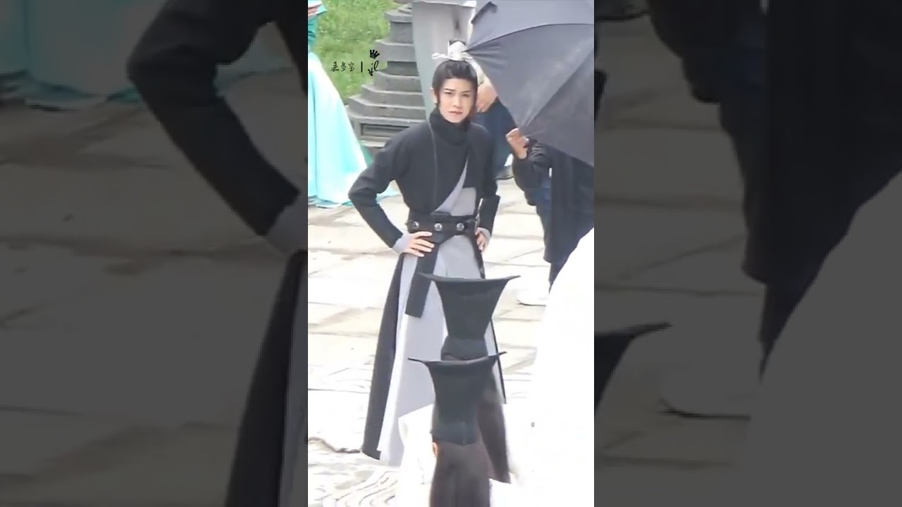 #帅气的任嘉伦