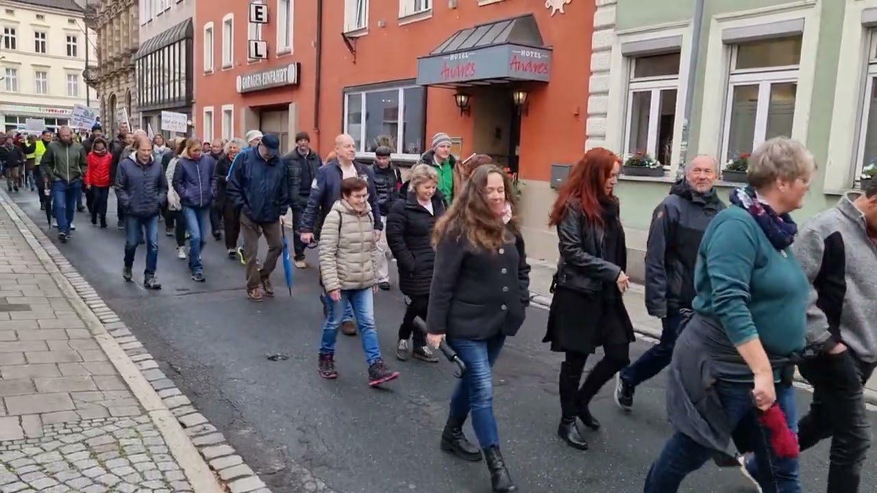 Demo für Frieden, Freiheit und ein friedliches selbstbestimmtes Leben am 01.05.2023 in Bamberg