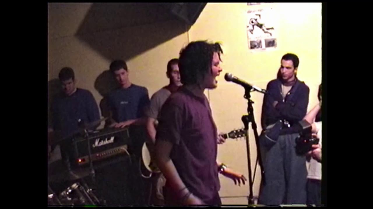 Discount ~ Live ~ 04-10-98 @ 403 Chaos - Tampa, FL