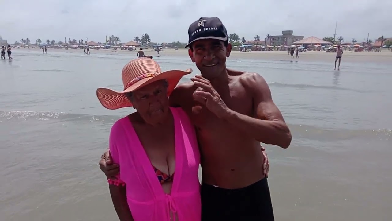 Neusa. Muito tempo sem vir na praia.