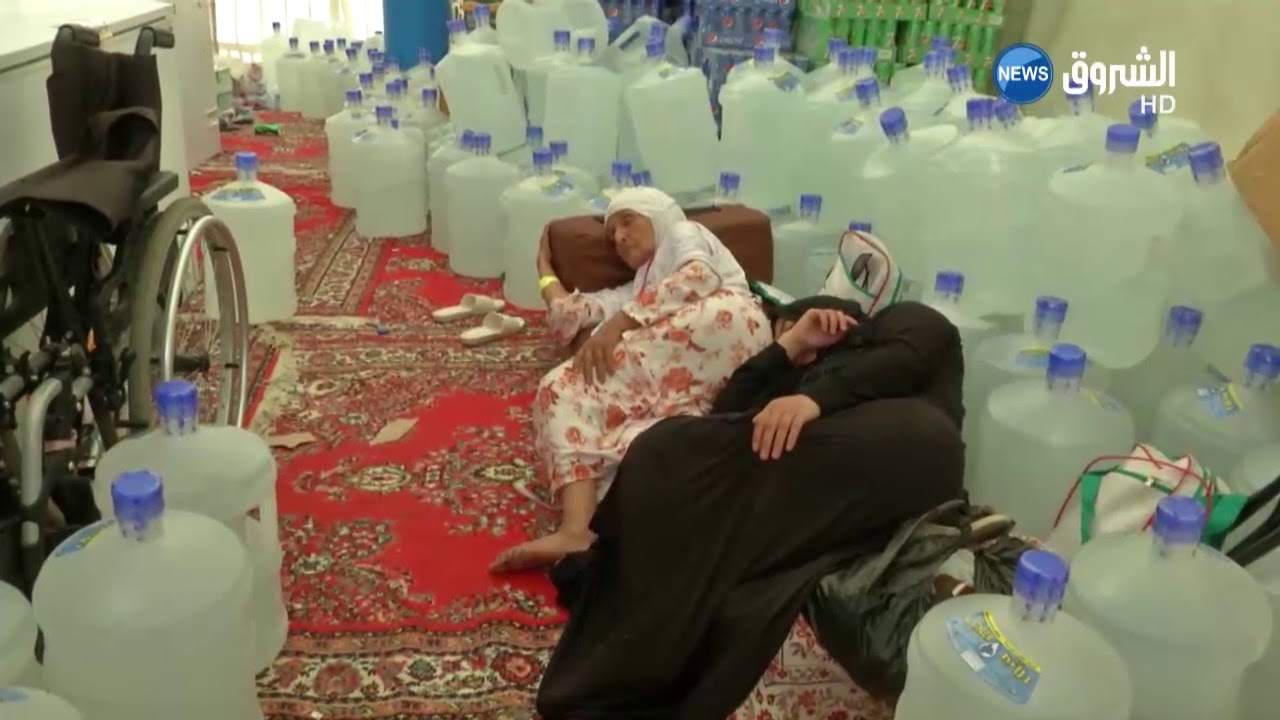 شاهد.. حجاج جزائريون لم يجدوا أماكن للمبيت بمنى