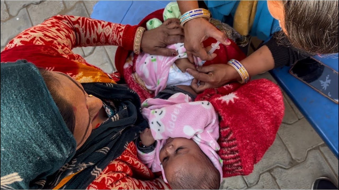 Chotte Bache 👶 Ke Ekk Sath 3 injection 💉￼/🥹
