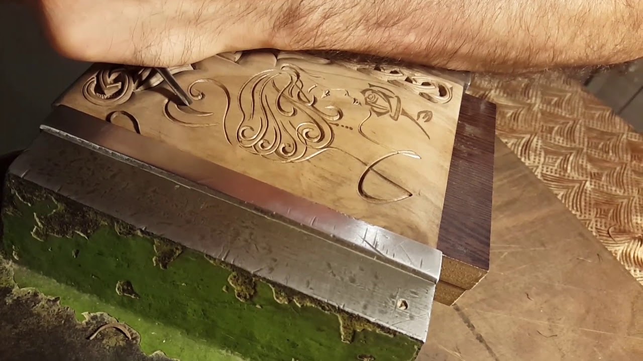 Wood carving. Book box.