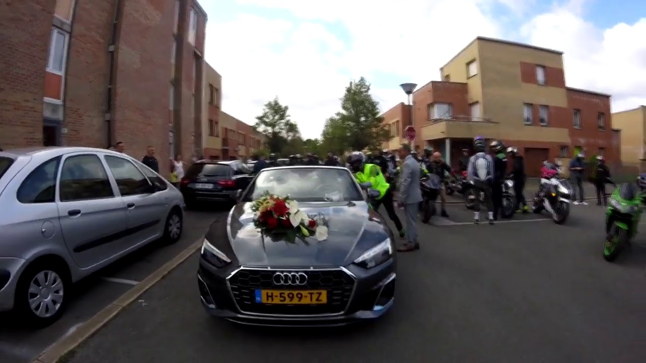 Cortège motard pour le mariage du pote Barlou