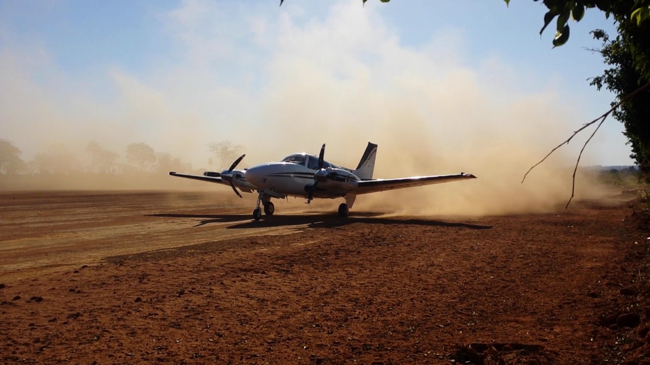 Acionamento e Decolagem Do Baron B58 PR-XVQ Mirassol D’Oeste -MT