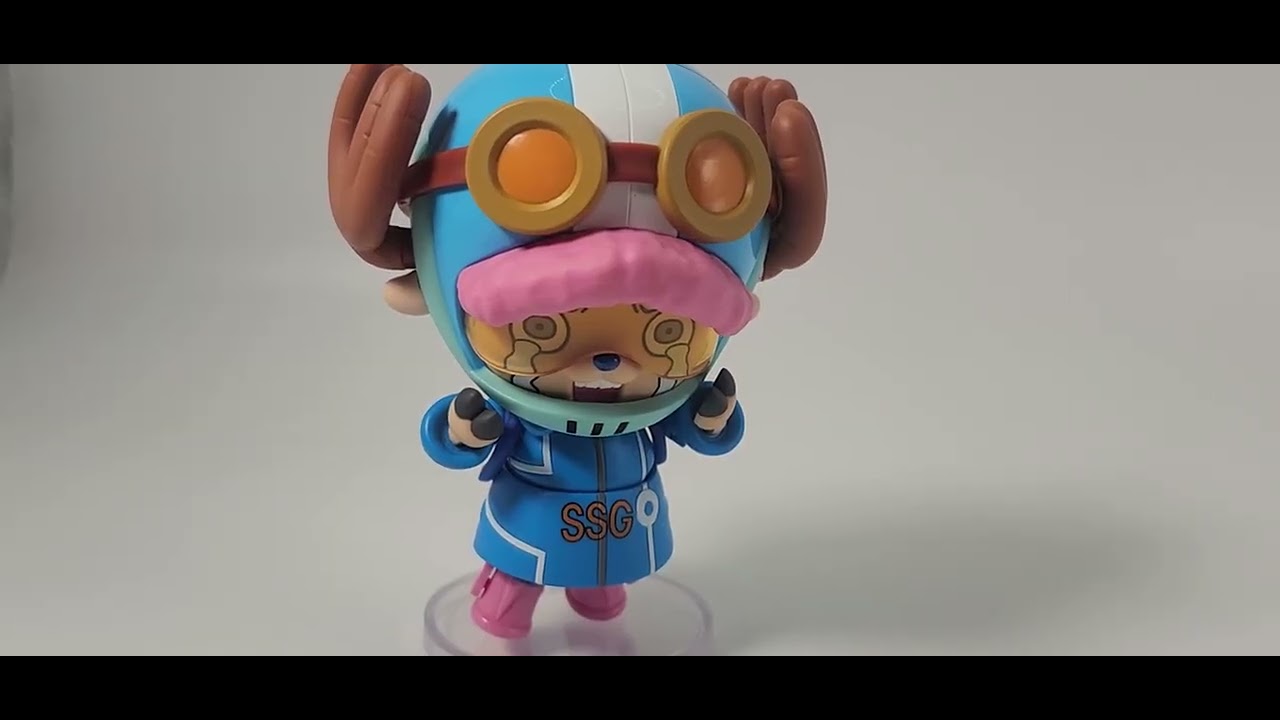 Super saiyan blue Goku Figuarts review