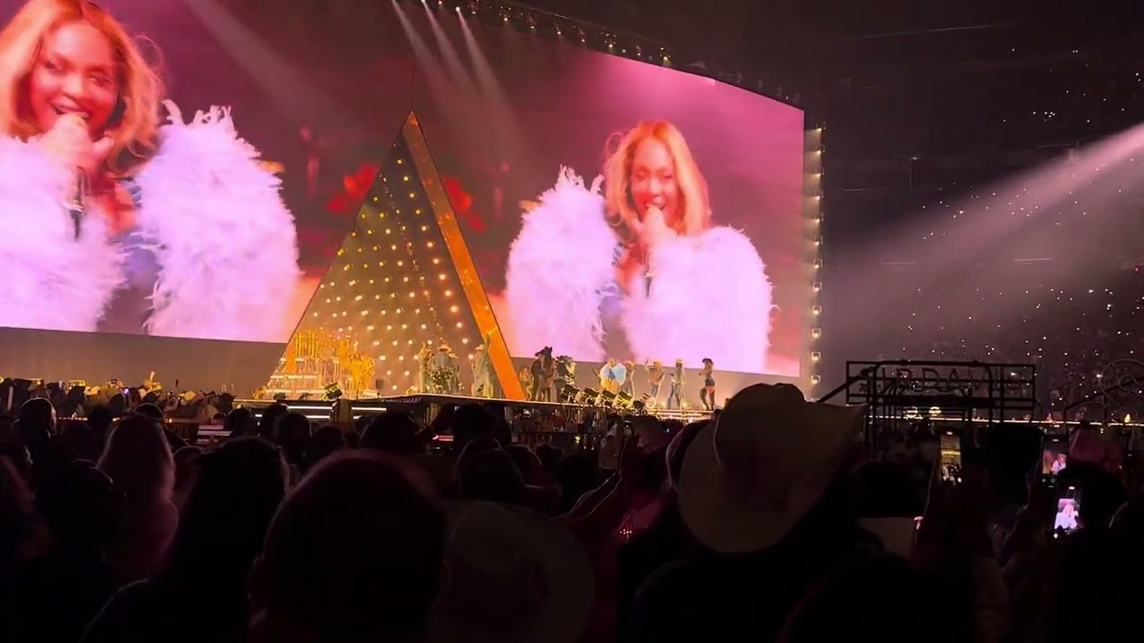 Sweet Honey Buckin w/ Shaboozey - Beyonce Cowboy Carter Las Vegas 7.26.25