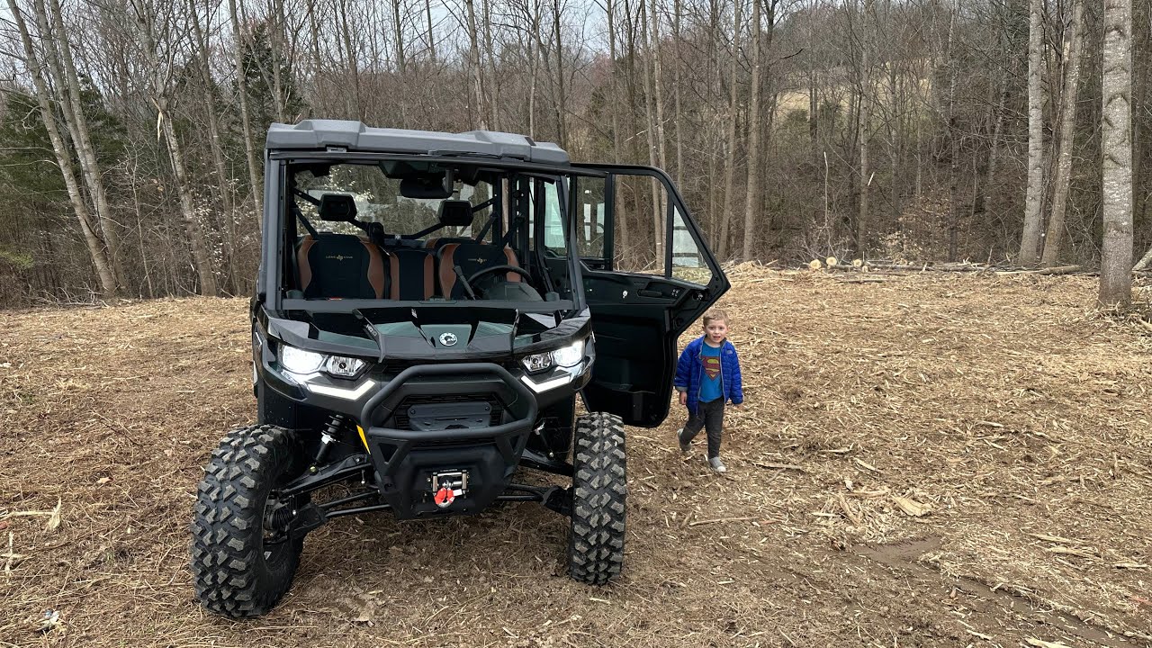 Стоит ли своих денег на Can-am Limited Lonestar 2023-24 года?