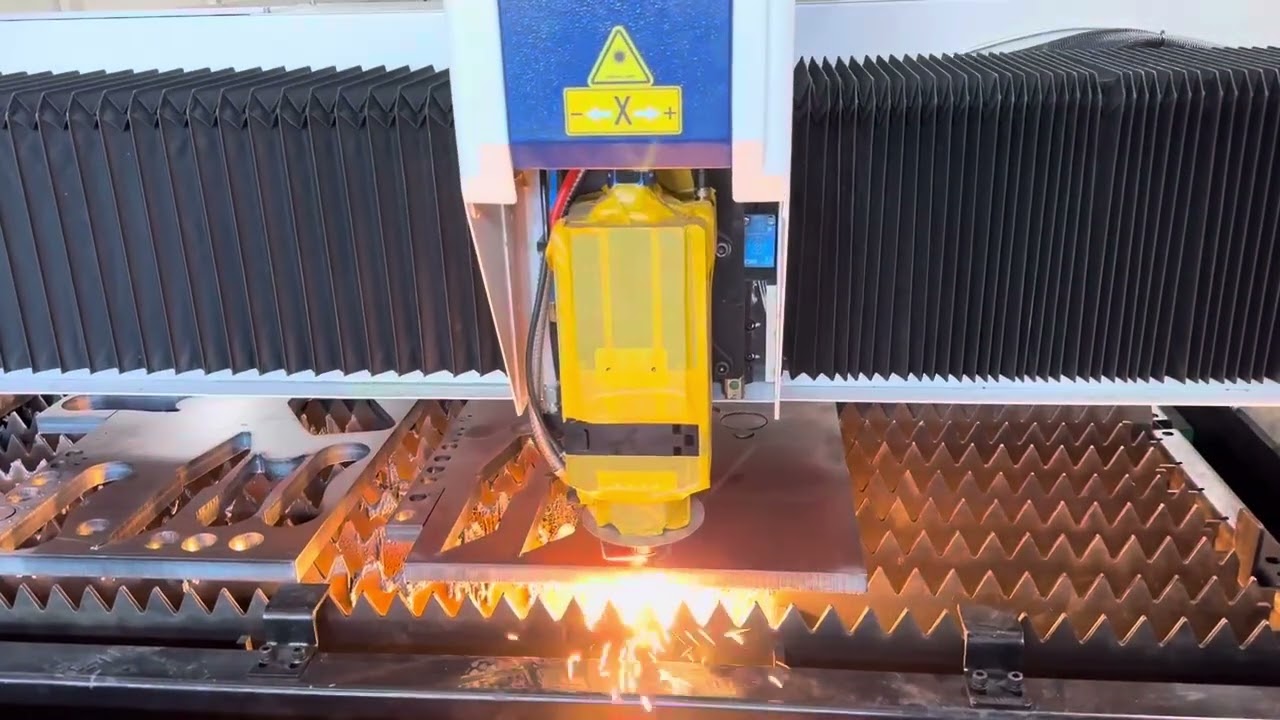 2560HP 20KW cutting 20mm carbon steel with oxygen