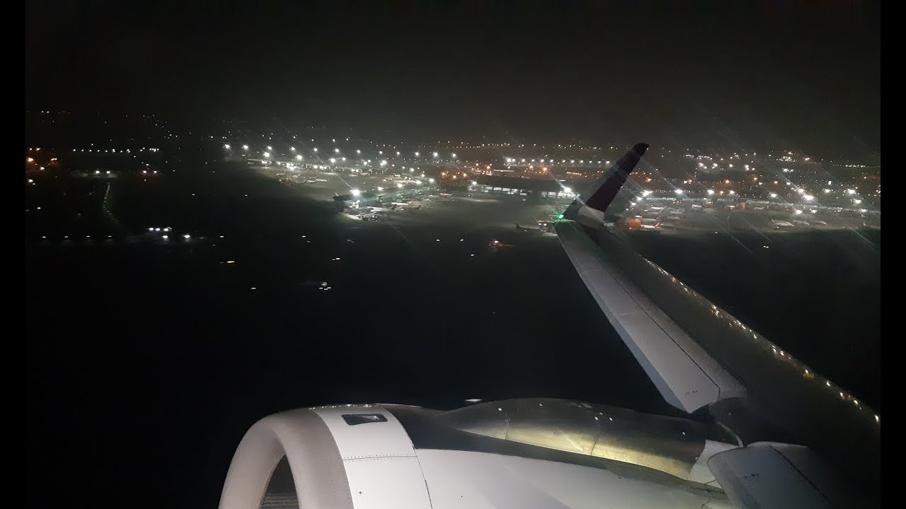 DELHI AIRPORT VIEW TAKE OFF AT NIGHT | Vistara A320neo