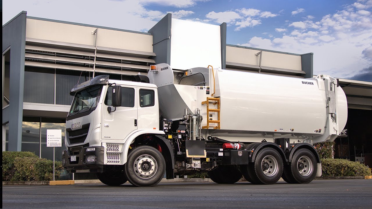 SPORT Side Loader Refuse Truck