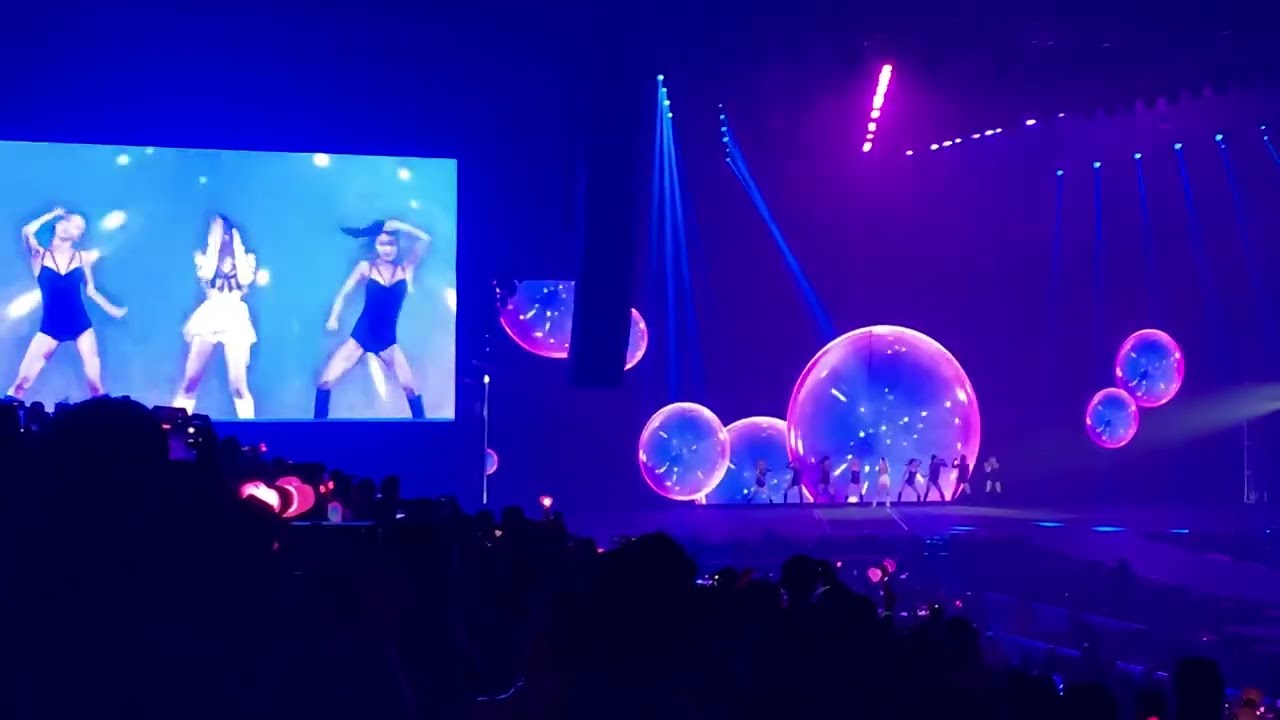 Jennie - I LOVE U AND ME (Concert vers.) | BORN PINK HONG KONG 2023 [FANCAM]