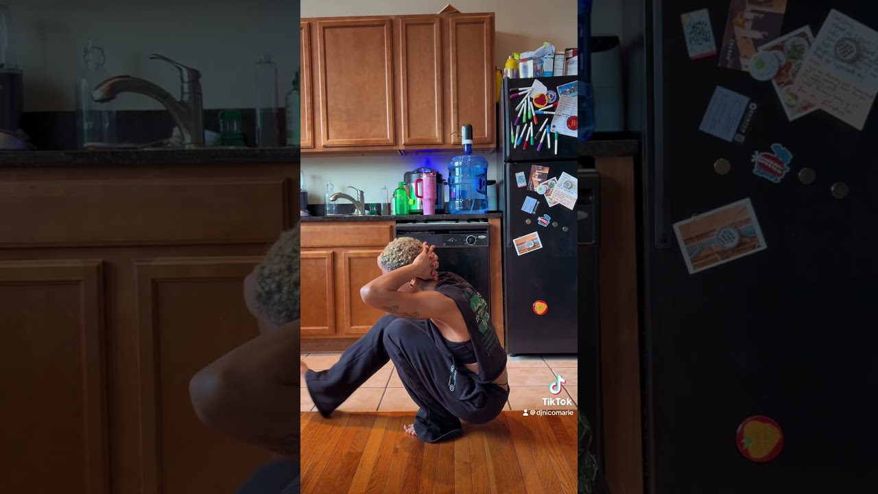 🦵🏽💪🏽✨i made a MOBILITY CHALLENGE. can you do it???! 