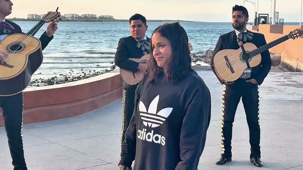 She said yes! Ale & Crys