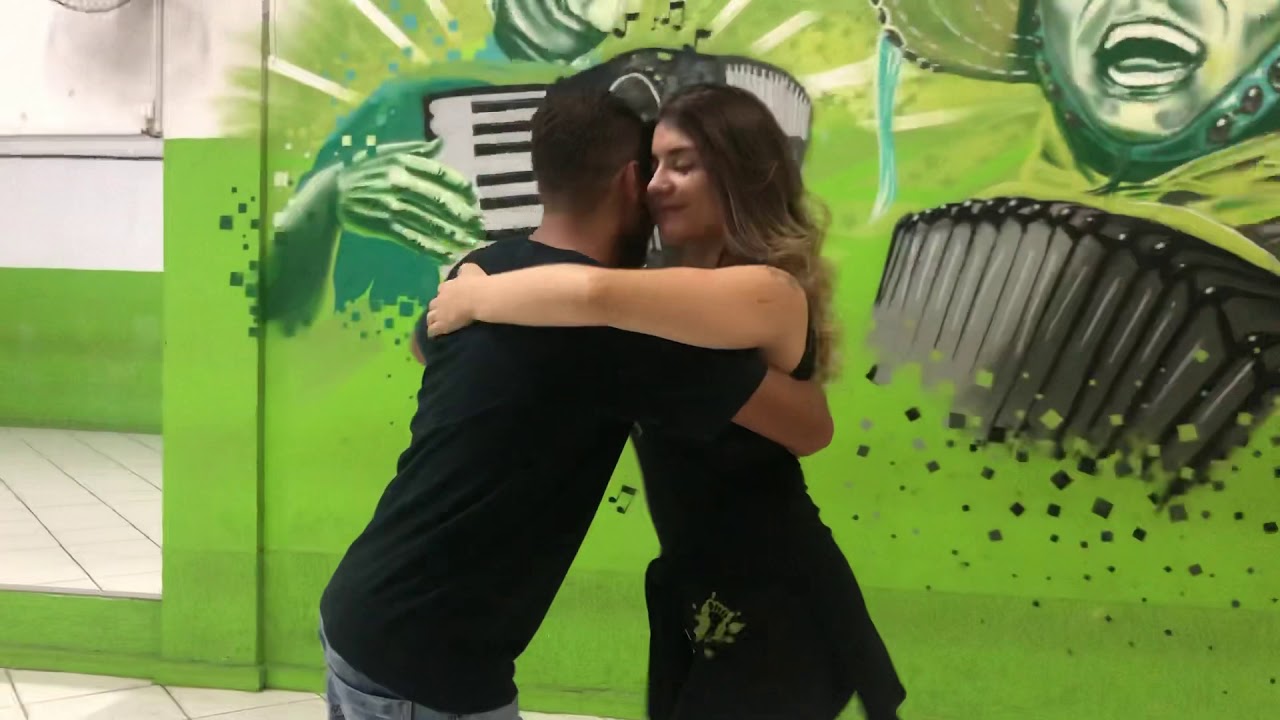 Dançando no Pé Descalço - Thales Pacheco e Ana Flávia