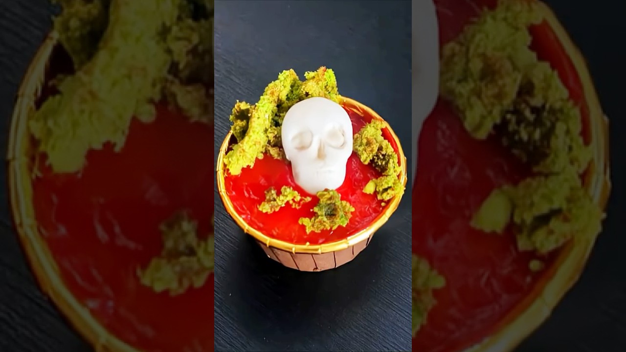Skull Cupcakes - Happy Halloween!