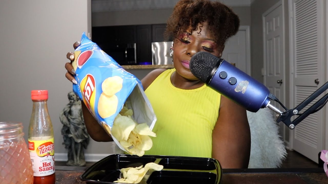 Salt & Vinegar Lays Chips with Hot Sauce ASMR Storytime/Eating Sounds