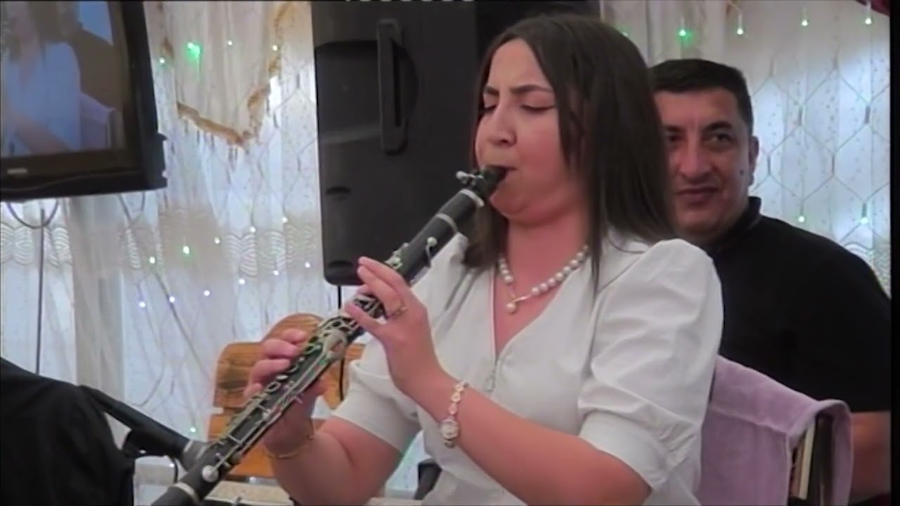 Hovsan kendi Eliesgerin kicik toyu 1