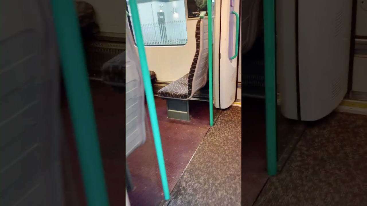 Class 360 doors opening
