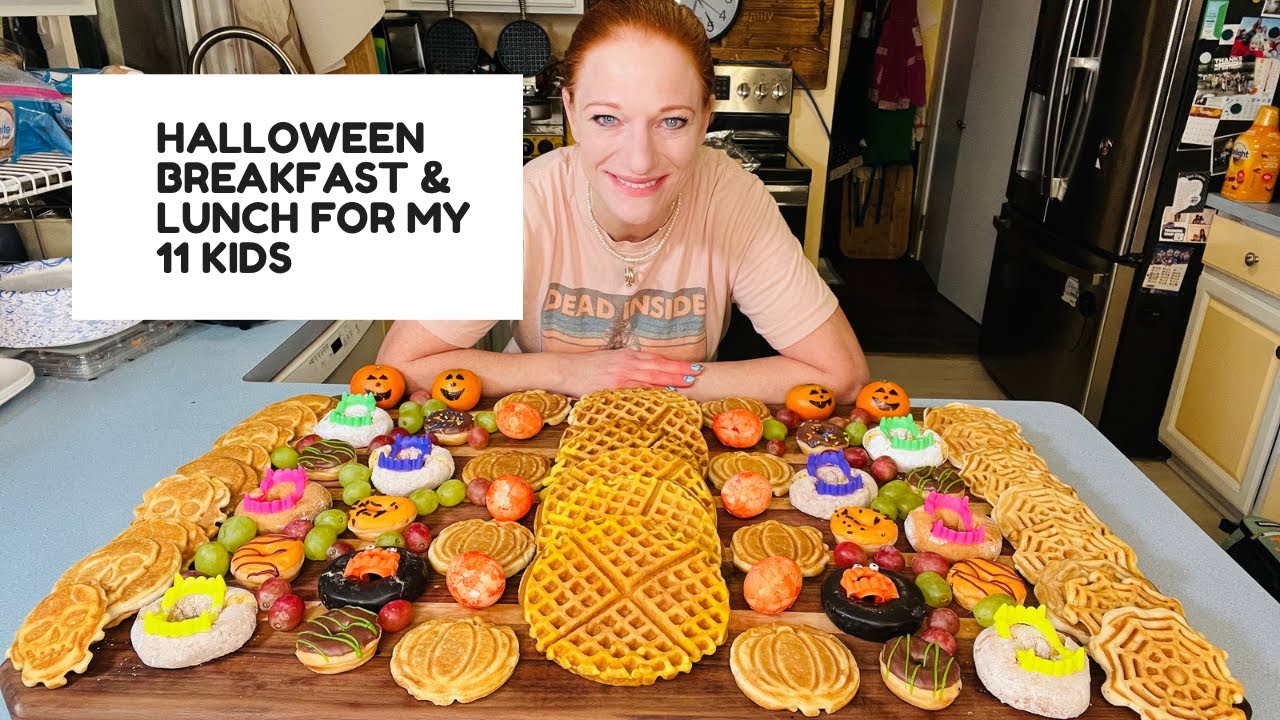 HALLOWEEN BREAKFAST AND LUNCH FOR MY 11 KIDS