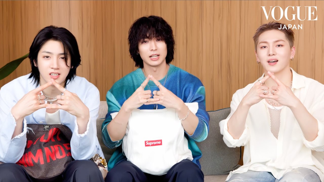 PENTAGONのYUTO、KINO、WOOSEOKがバッグの中身を披露。3人の個性あるアイテムに注目！ | In The Bag | VOGUE JAPAN