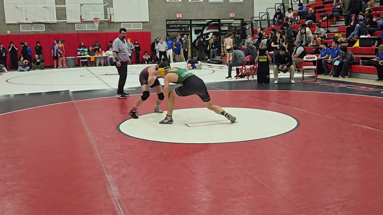 OSAA 6A PIL DISTRICTS - Santiago Tengan (Franklin) vs L Ziegler (Cleveland) 157 LBS - 2/20/26