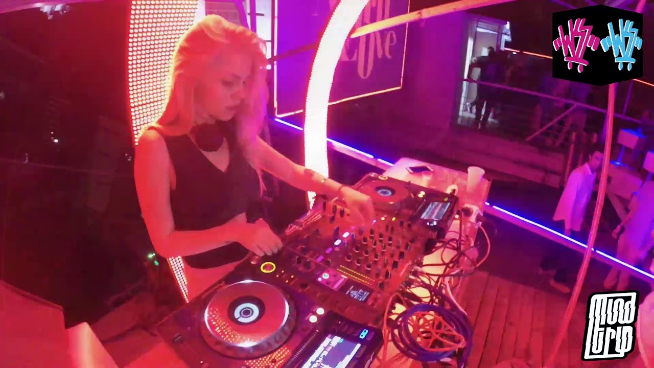 [1080 HD] Abril Love Dj. Live Set (14/12/17) @Dj's Fest At. La Quinta Bar