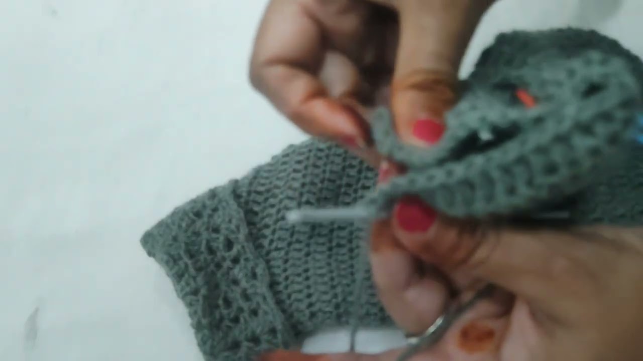 Simple & Beautiful Woolen socks Tutorial Easy &Cozy Design for beginners 