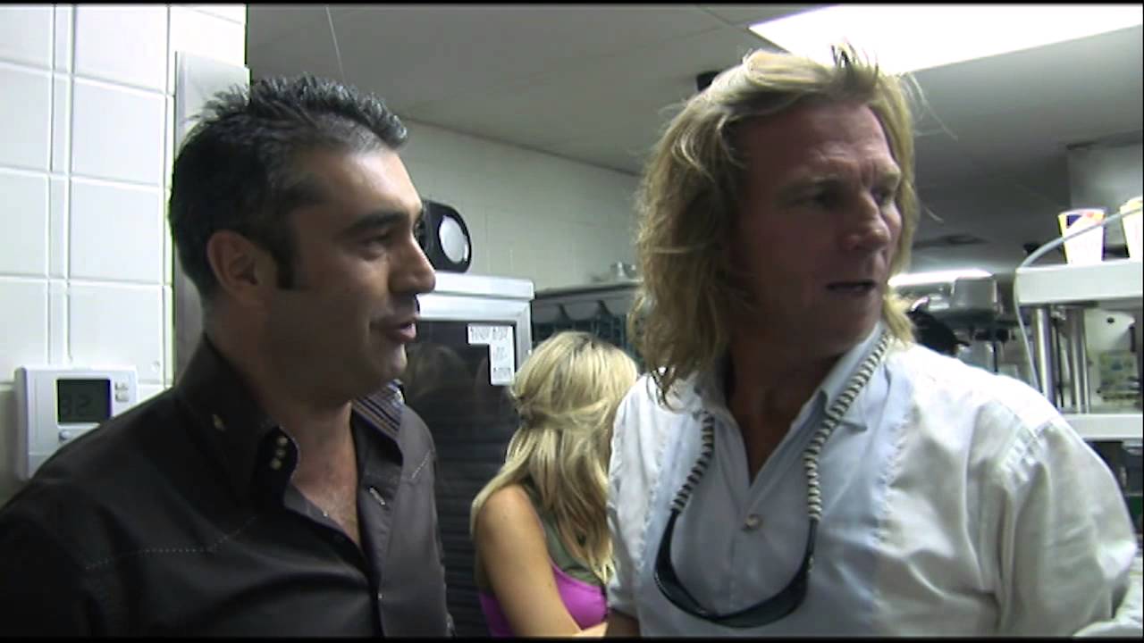 Miami - EE.UU | Pocholo sale de marcha | Planeta Finito