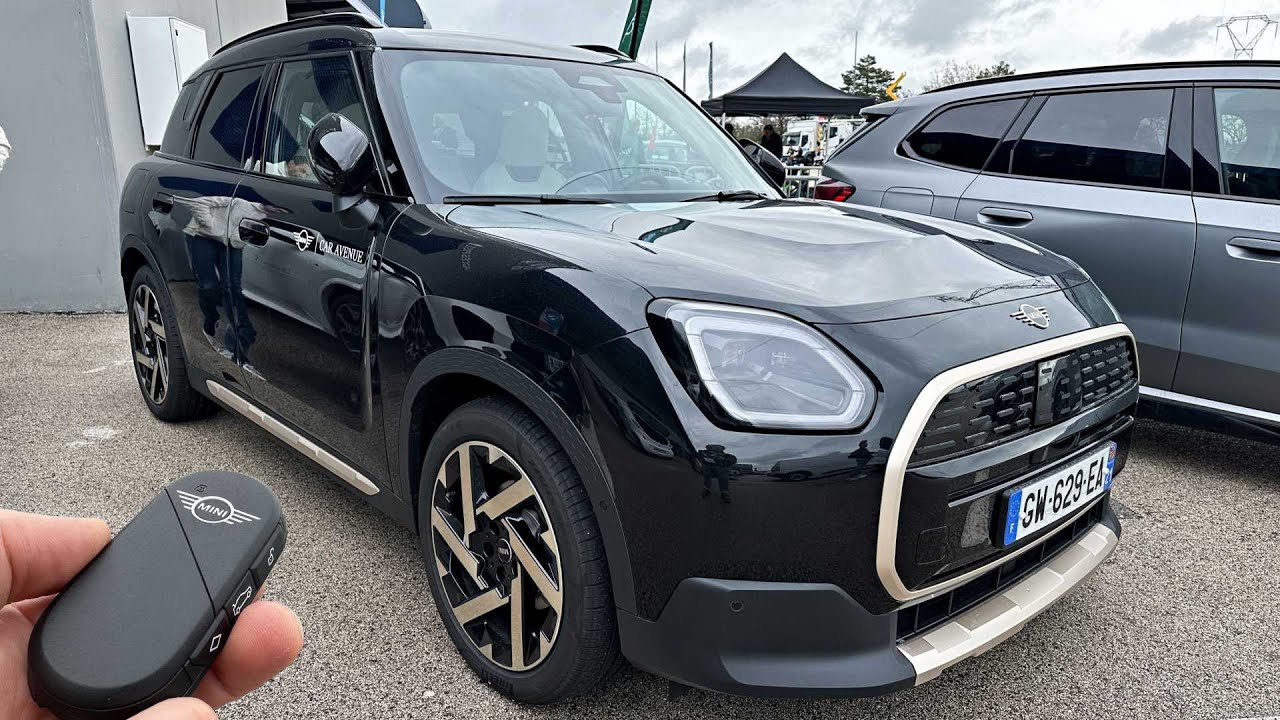 New Mini Countryman ELECTRIC (2024) | Visual Review