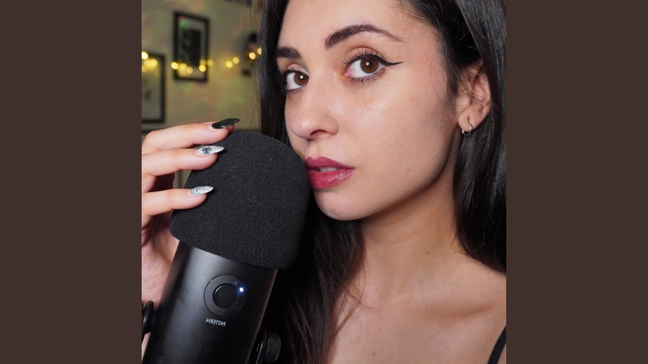 ASMR MOUTH SOUNDS intensos muy cerca del micro