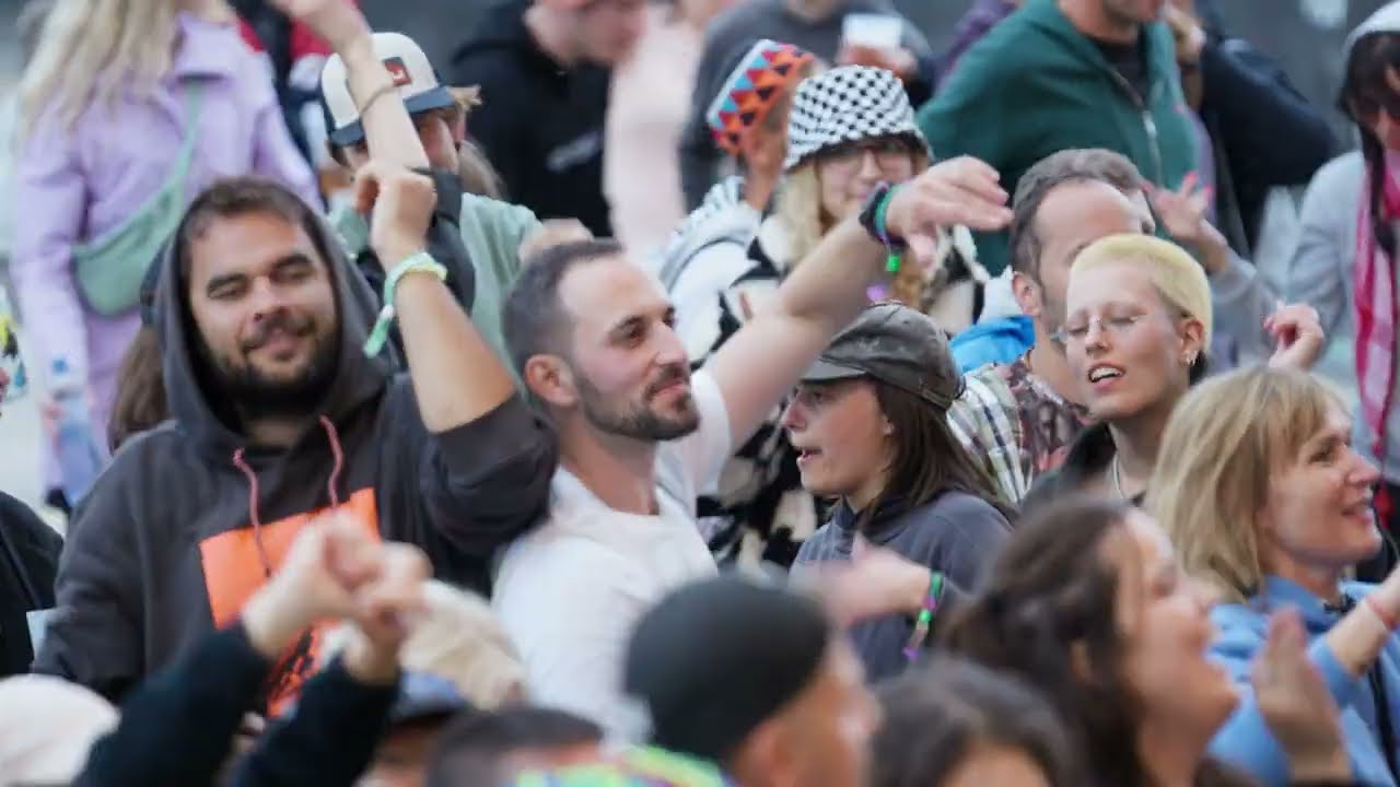 Vítanie slnka na festivale Pohoda 2025 - Lomnické čháve časť 2.
