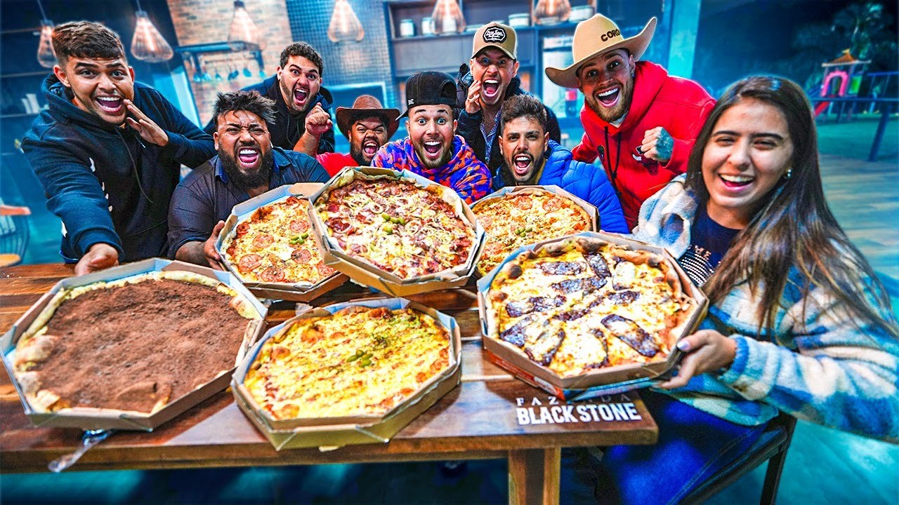 PEDI PIZZA NA NOSSA PRIMEIRA NOITE NA FAZENDA