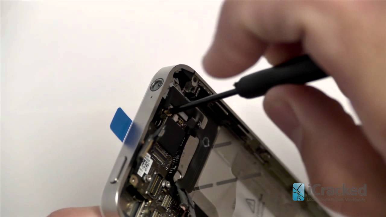 iPhone 4S Screen Replacement - iCracked.com