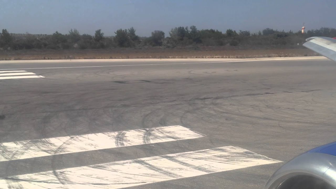 Взлет из Международного аэропорта острова Кос / Takeoff from Kos international airport